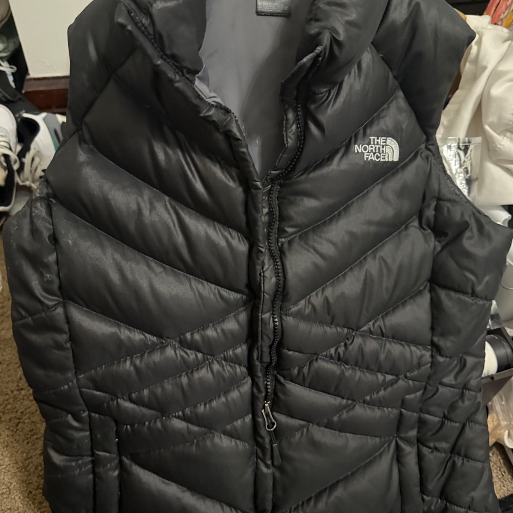 The North Face Charcoal Gray Puffer Insulated Quilted Jacket